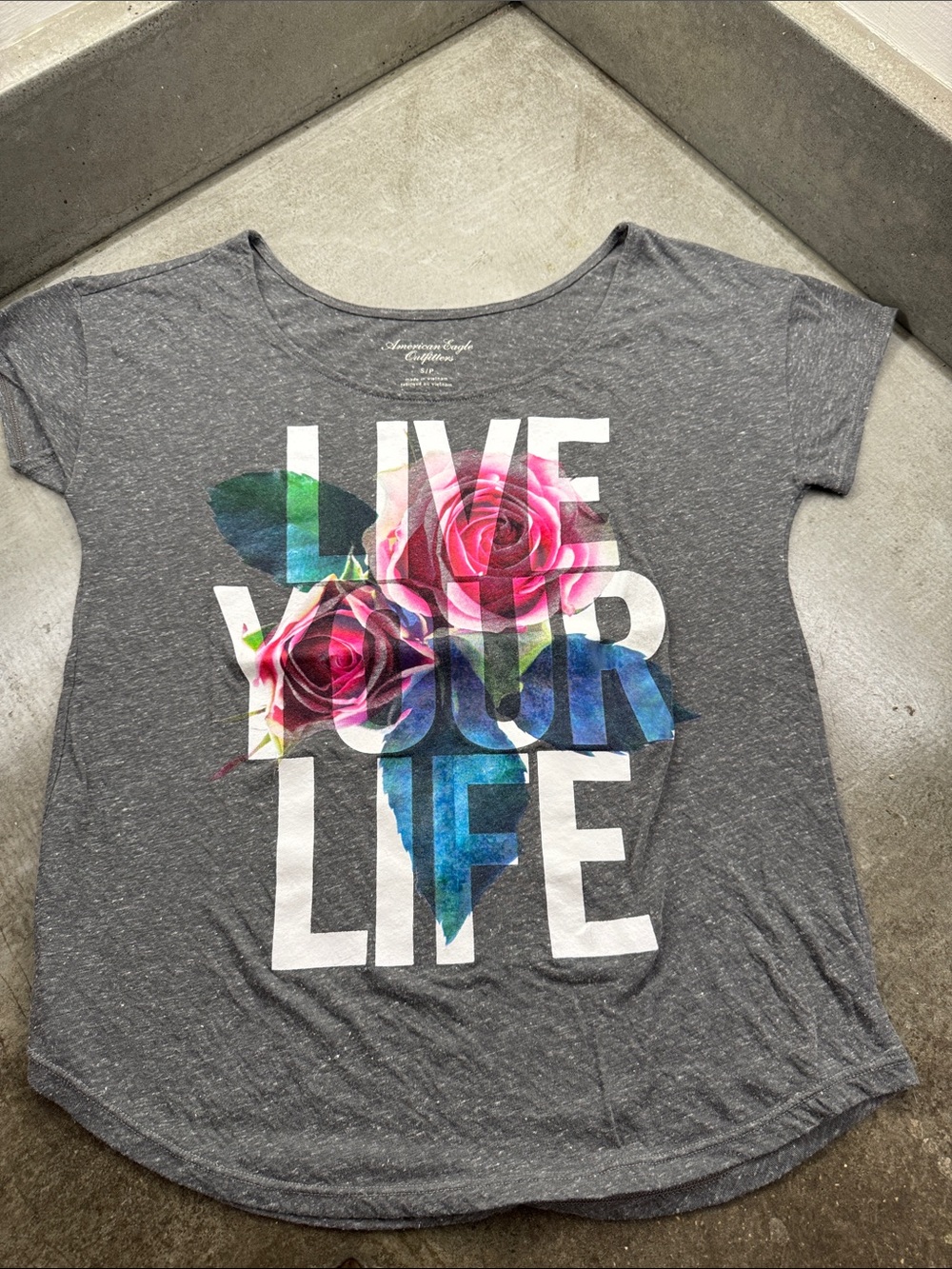 American Eagle Outfitters Gray 'Live Your Life' Tee with Floral Print